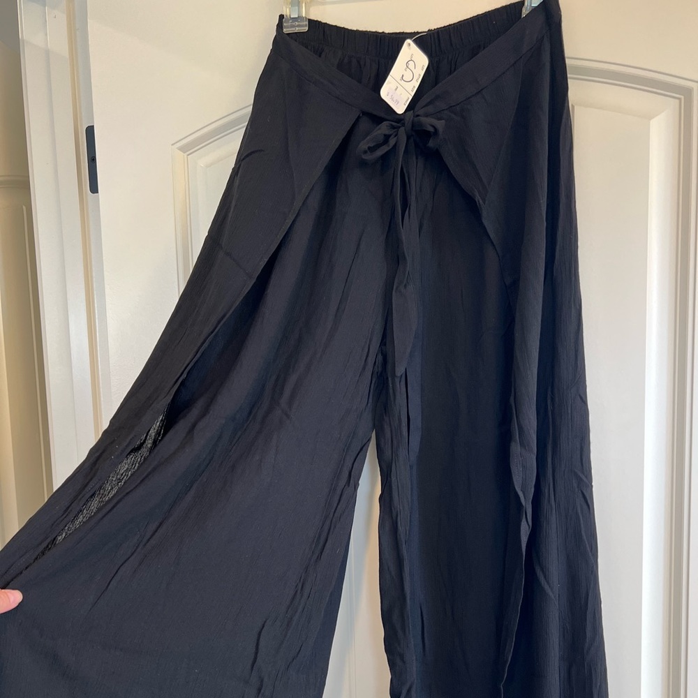 New Cherish Small Pants Black Stretchy Fit
